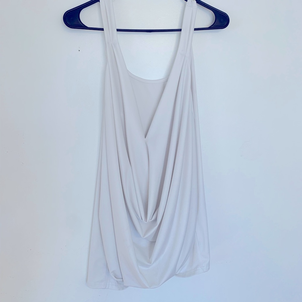 Silky Business Causal Tanktop 2x